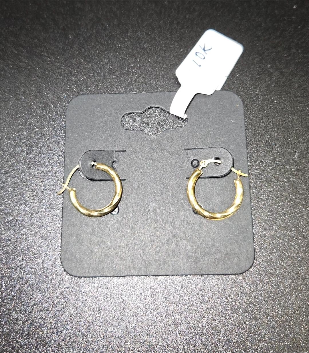 10K gold Hoops